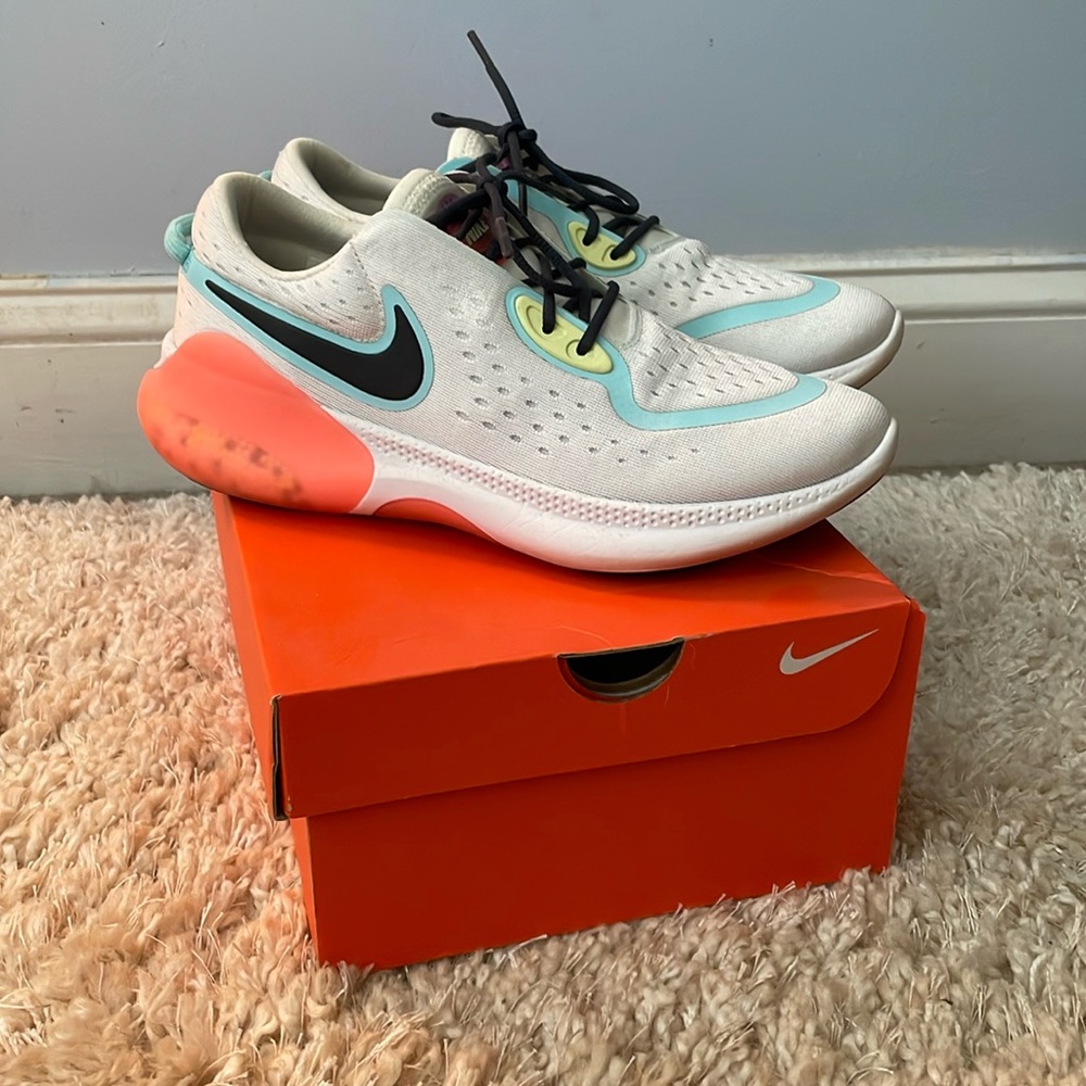 Nike Joyride Dual Run 9.5